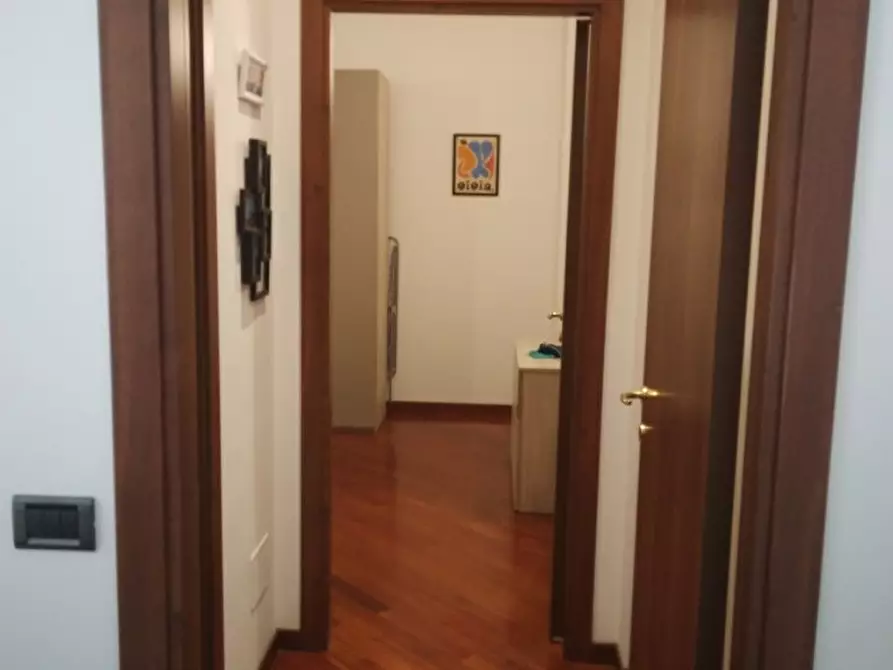 Immagine 12 di Appartamento in vendita  in via spezia 53 a Parma