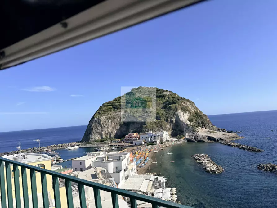 Immagine 24 di Casa bifamiliare in vendita  in via fondolillo 10 a Serrara Fontana