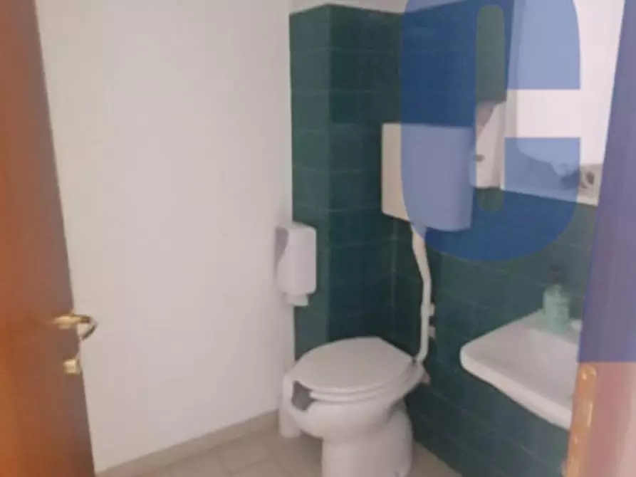 Immagine 18 di Ufficio in affitto  in VIA POPULONIA a Milano