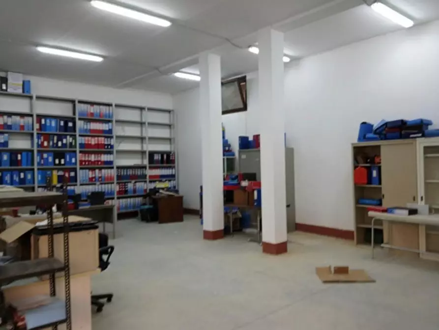 Immagine 27 di Capannone industriale in vendita  in Via della Cooperazione, N. 1-3 a Serrenti