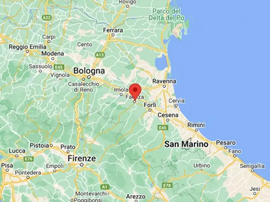 Immagine 13 di Negozio in vendita  in Via Tommaso Dal Pozzo, N. 62 a Faenza