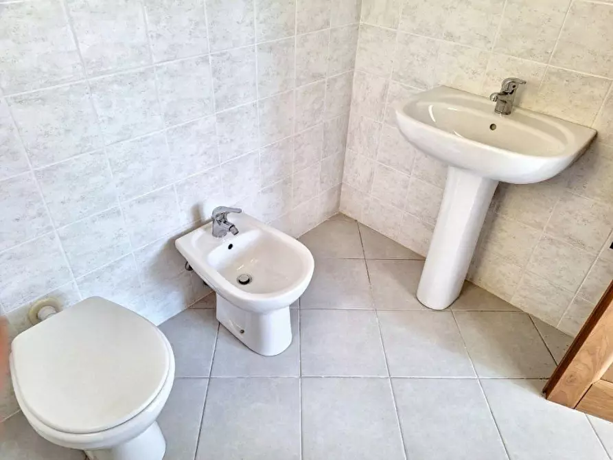 Immagine 9 di Ufficio in vendita  in Via delle Vigne, N. snc a Loiri Porto San Paolo