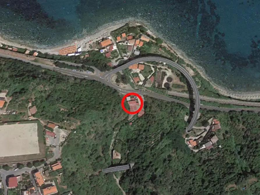 Immagine 2 di Capannone industriale in vendita  in SS 18, N. snc a Scilla