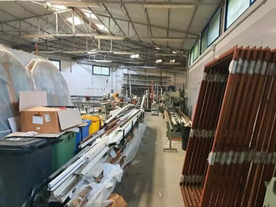 Immagine 21 di Capannone industriale in vendita  in SS 18, N. snc a Scilla