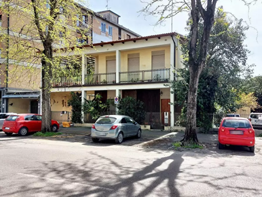 Immagine 1 di Casa indipendente in vendita  in Via Mameli, N. 6 a Faenza