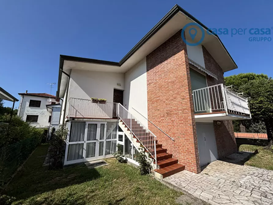 Immagine 2 di Casa indipendente in vendita  a Rovigo