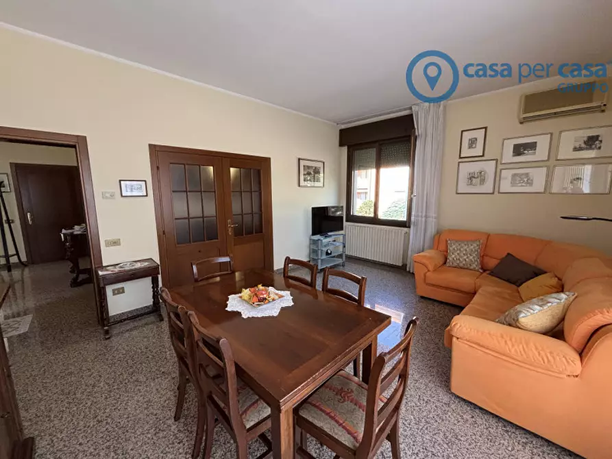Immagine 8 di Casa indipendente in vendita  a Rovigo