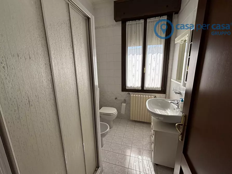 Immagine 12 di Casa indipendente in vendita  a Rovigo