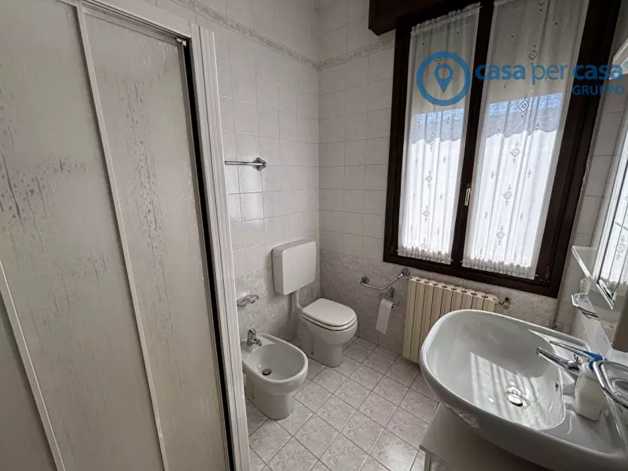 Immagine 13 di Casa indipendente in vendita  a Rovigo