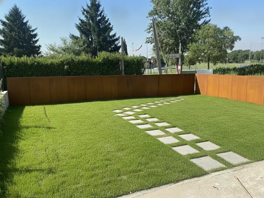Immagine 4 di Villetta a schiera in vendita  in Via Galileo Galilei a Asolo