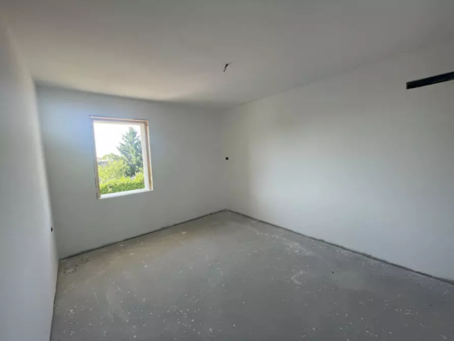 Immagine 16 di Villetta a schiera in vendita  in Via Galileo Galilei a Asolo