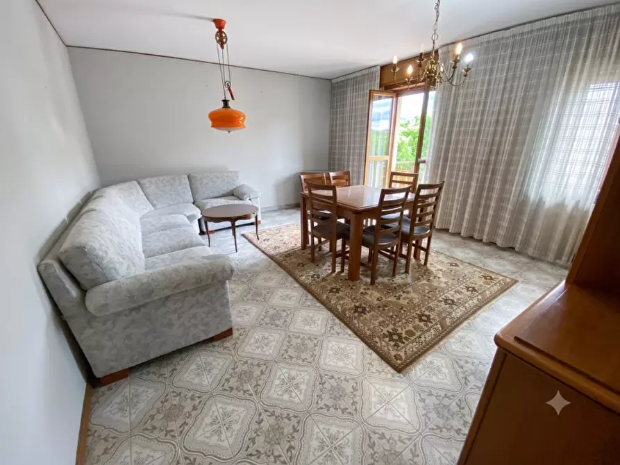 Immagine 1 di Appartamento in vendita  in Via 4 Novembre a Asiago