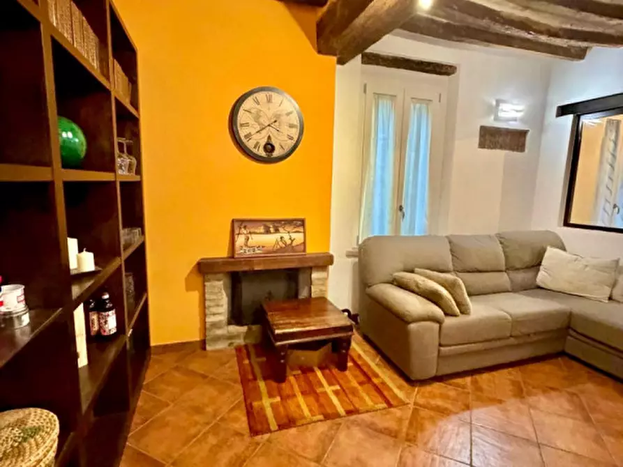 Immagine 3 di Appartamento in vendita  in Borgo Goldoni Carlo, 4 a Parma