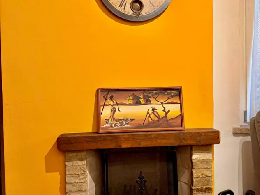 Immagine 5 di Appartamento in vendita  in Borgo Goldoni Carlo, 4 a Parma