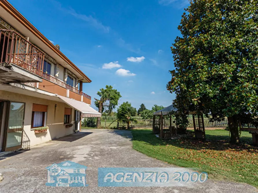 Immagine 49 di Villa in vendita  in Via del Mare 1 a Arre