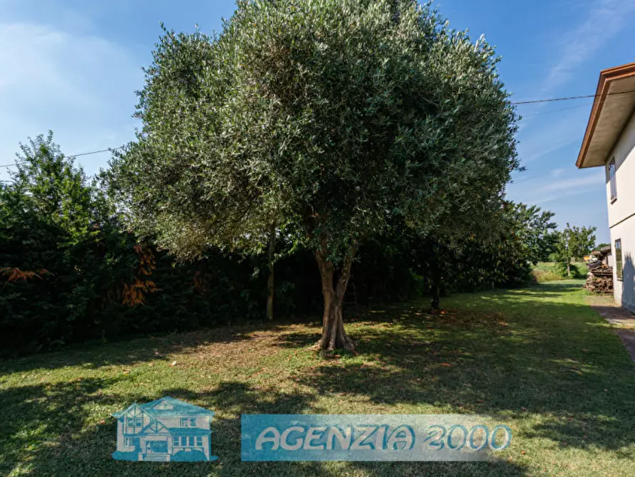 Immagine 50 di Villa in vendita  in Via del Mare 1 a Arre