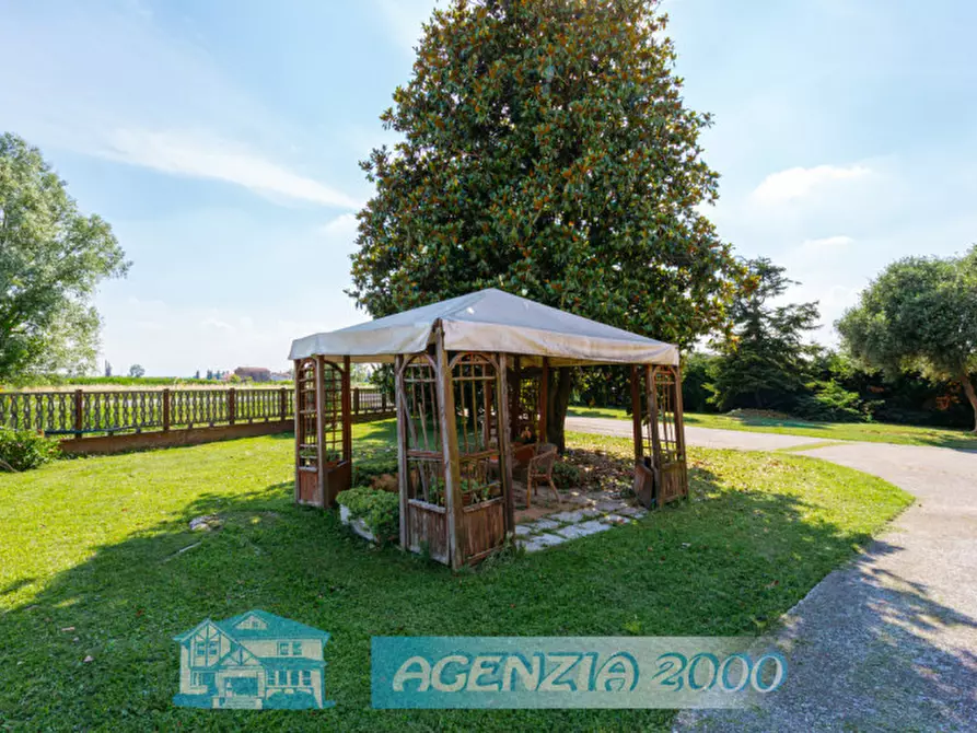 Immagine 55 di Villa in vendita  in Via del Mare 1 a Arre