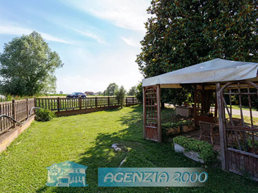 Immagine 56 di Villa in vendita  in Via del Mare 1 a Arre