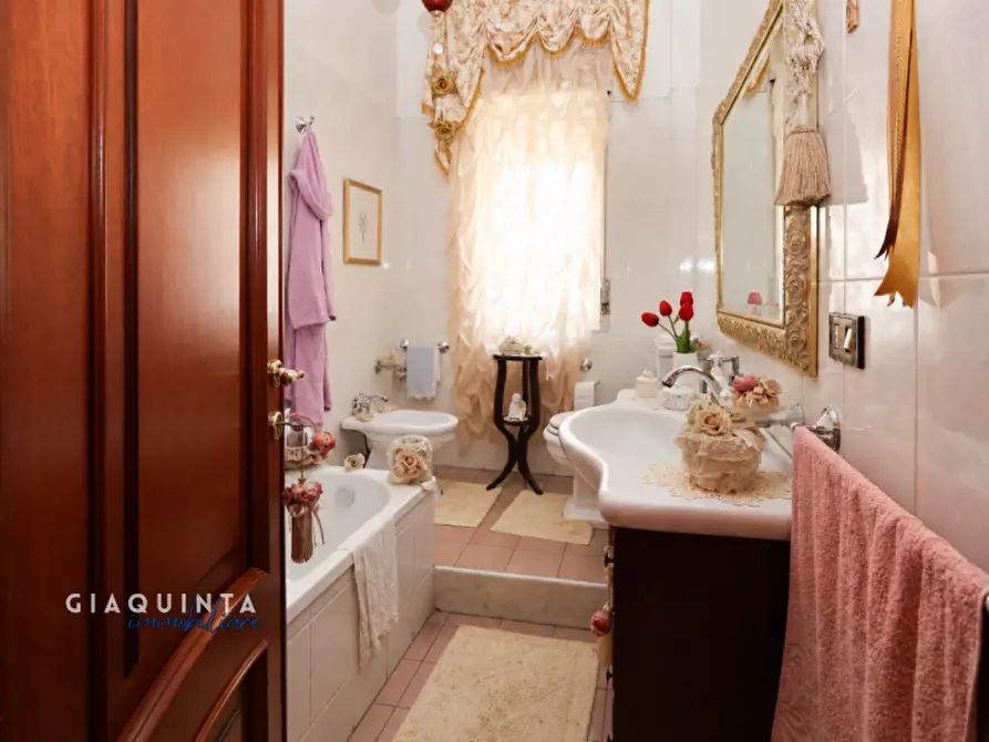 Immagine 11 di Casa indipendente in vendita  in Via Dei Palici n. 35 a Palagonia