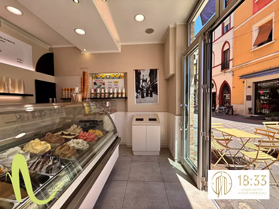 Immagine 8 di Attività commerciale in vendita  in Via Camillo Benso Conte di Cavour 44 a Santarcangelo Di Romagna