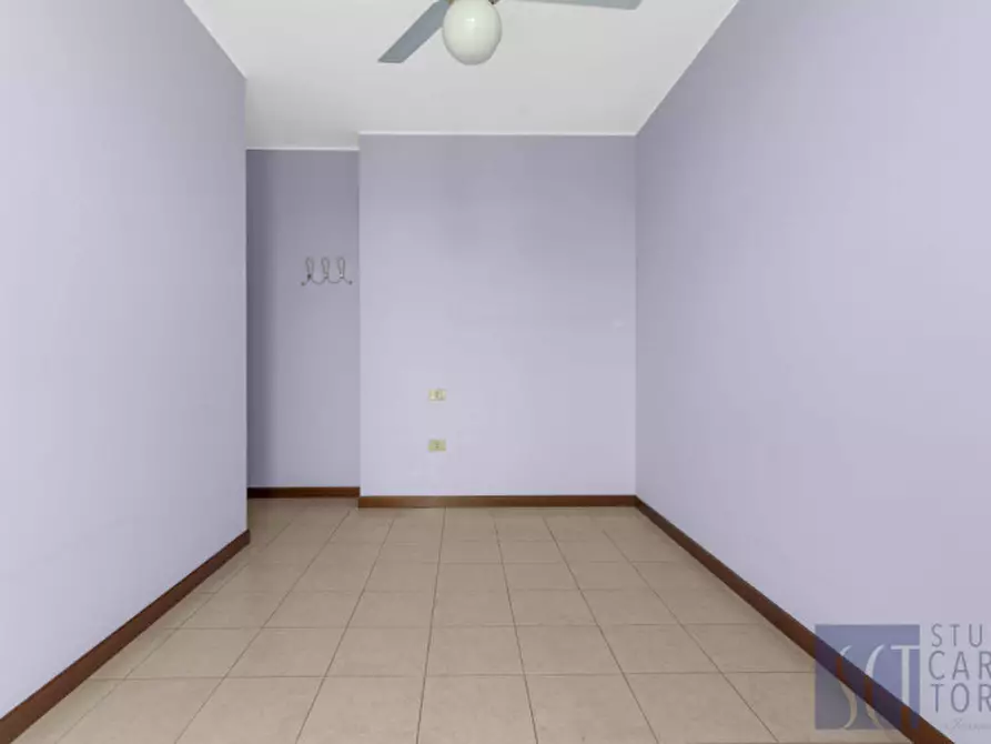 Immagine 25 di Villa in vendita  in via manduria, 108 a Milano