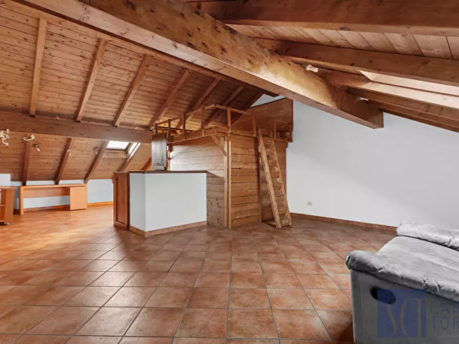 Immagine 27 di Villa in vendita  in via manduria, 108 a Milano