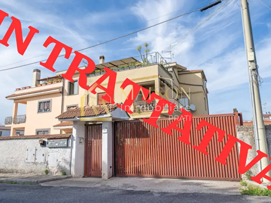 Immagine 1 di Appartamento in vendita  in Via Banari a Roma