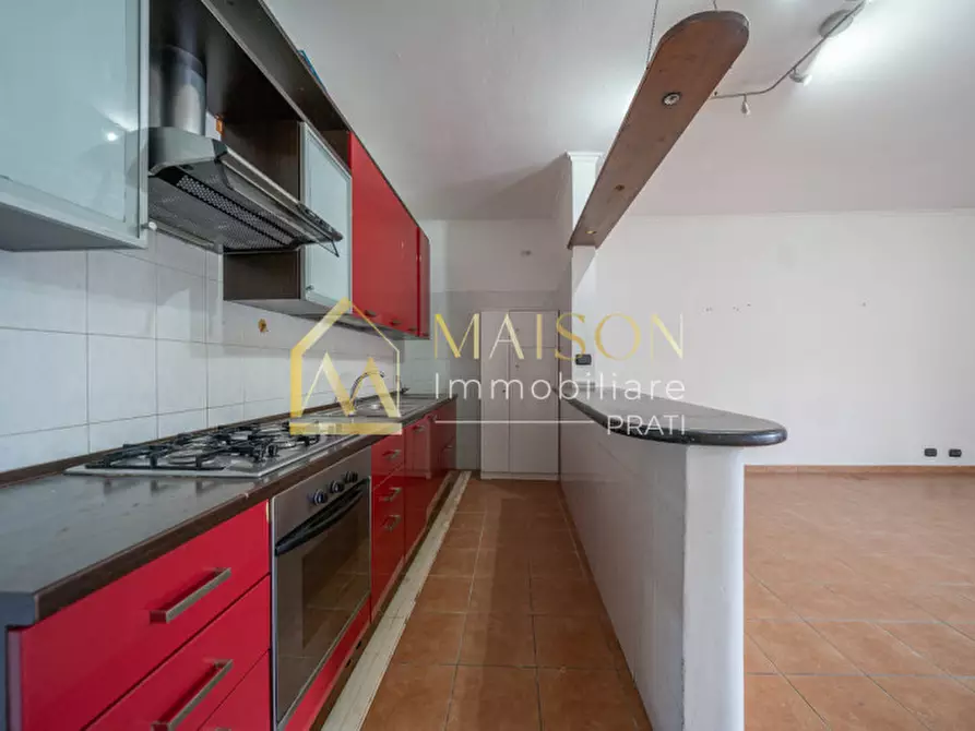 Immagine 6 di Appartamento in vendita  in Via Banari a Roma