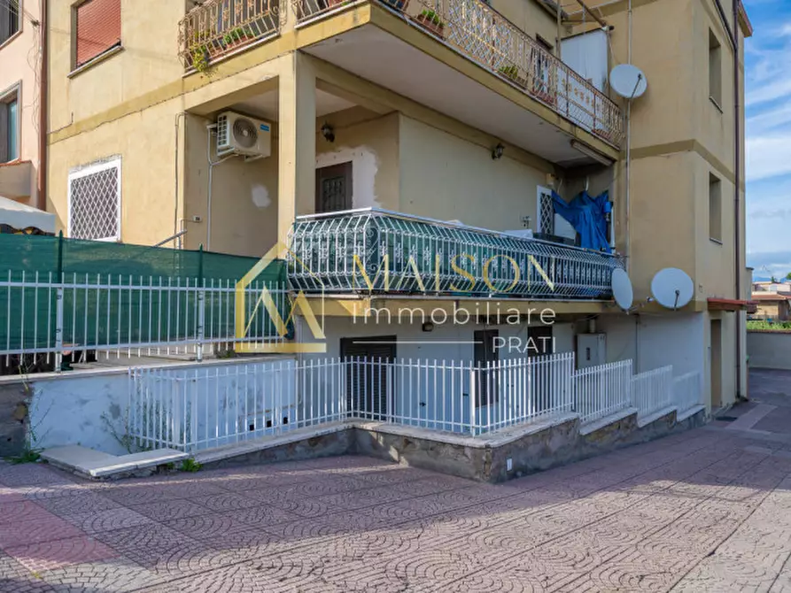 Immagine 11 di Appartamento in vendita  in Via Banari a Roma