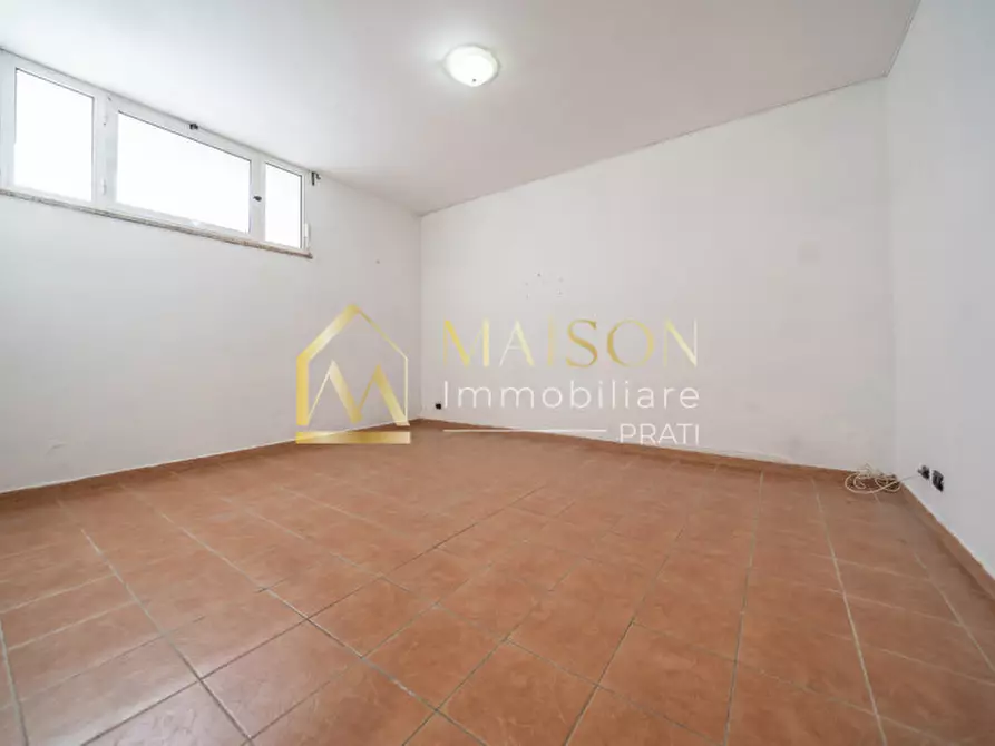Immagine 15 di Appartamento in vendita  in Via Banari a Roma
