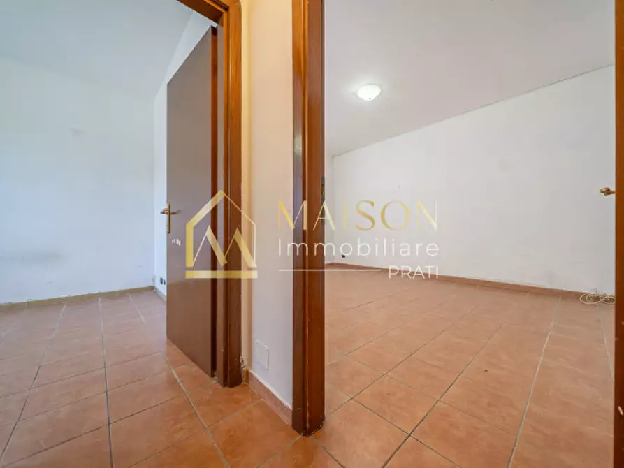 Immagine 28 di Appartamento in vendita  in Via Banari a Roma
