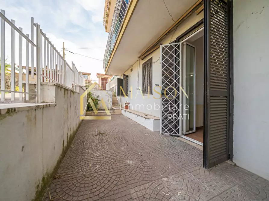 Immagine 35 di Appartamento in vendita  in Via Banari a Roma