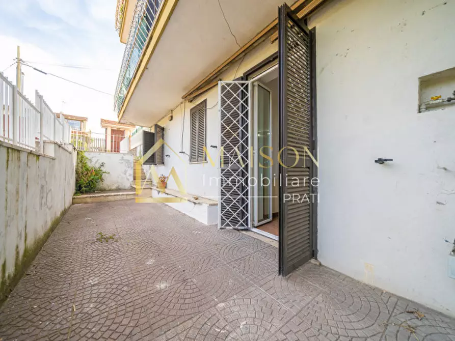 Immagine 35 di Appartamento in vendita  in Via Banari a Roma