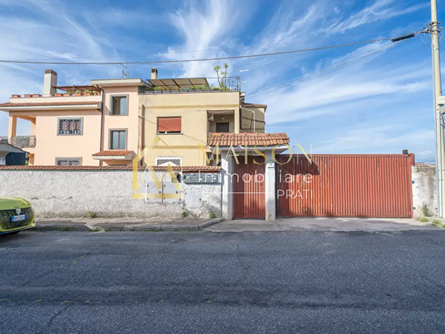 Immagine 47 di Appartamento in vendita  in Via Banari a Roma