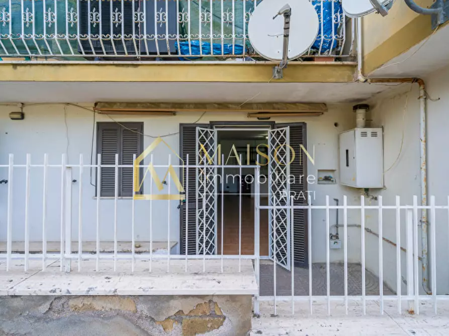 Immagine 47 di Appartamento in vendita  in Via Banari a Roma