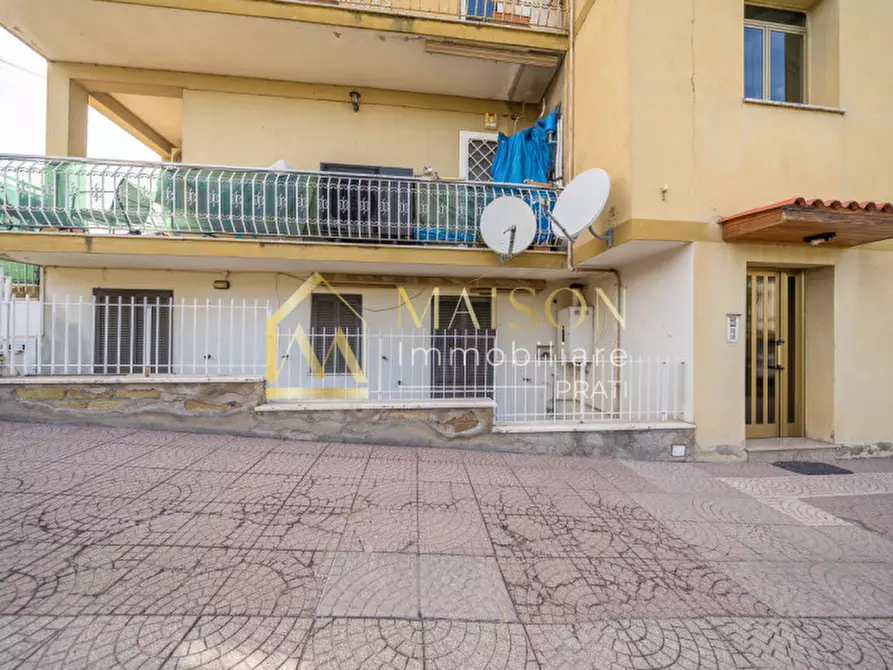 Immagine 50 di Appartamento in vendita  in Via Banari a Roma