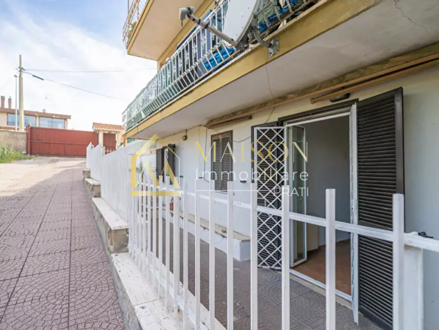 Immagine 52 di Appartamento in vendita  in Via Banari a Roma