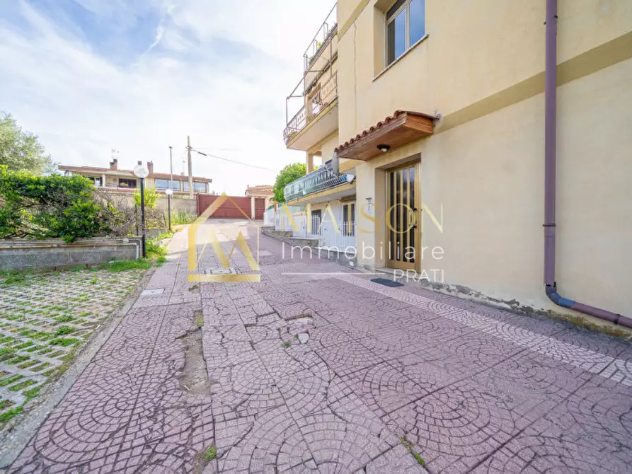 Immagine 62 di Appartamento in vendita  in Via Banari a Roma