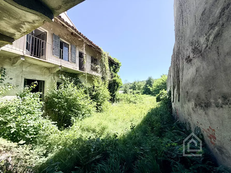 Immagine 12 di Rustico / casale in vendita  in Corso Carlo e Siro Bongiovanni 48 a Casalborgone