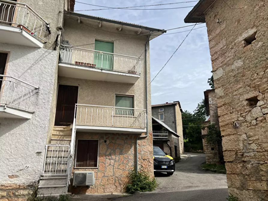 Immagine 14 di Appartamento in vendita  in Contrada Grobbe 44 a Bosco Chiesanuova
