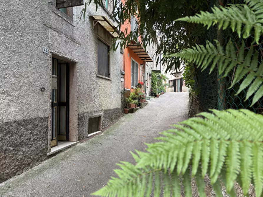 Immagine 25 di Appartamento in vendita  in Contrada Grobbe 44 a Bosco Chiesanuova