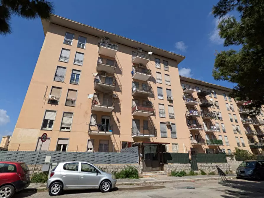 Immagine 1 di Appartamento in vendita  in Via Francesco de Gobbis,9 a Palermo