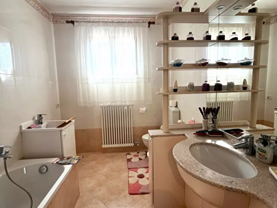 Immagine 15 di Casa indipendente in vendita  in Via San Cipriano a Roncade