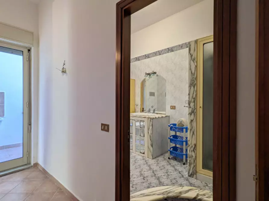 Immagine 14 di Appartamento in vendita  in Via Ammiraglio Amerigo Conti, 14 a Palermo