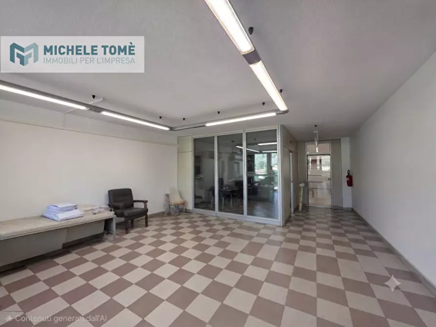 Immagine 3 di Ufficio in vendita  in Via Armando Diaz a Sant'ambrogio Di Valpolicella