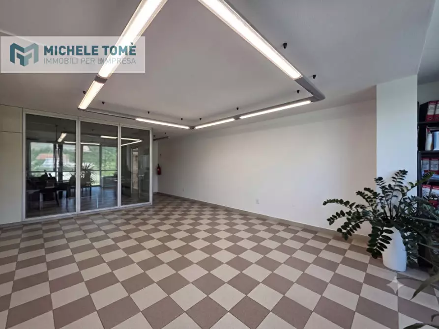 Immagine 5 di Ufficio in vendita  in Via Armando Diaz a Sant'ambrogio Di Valpolicella