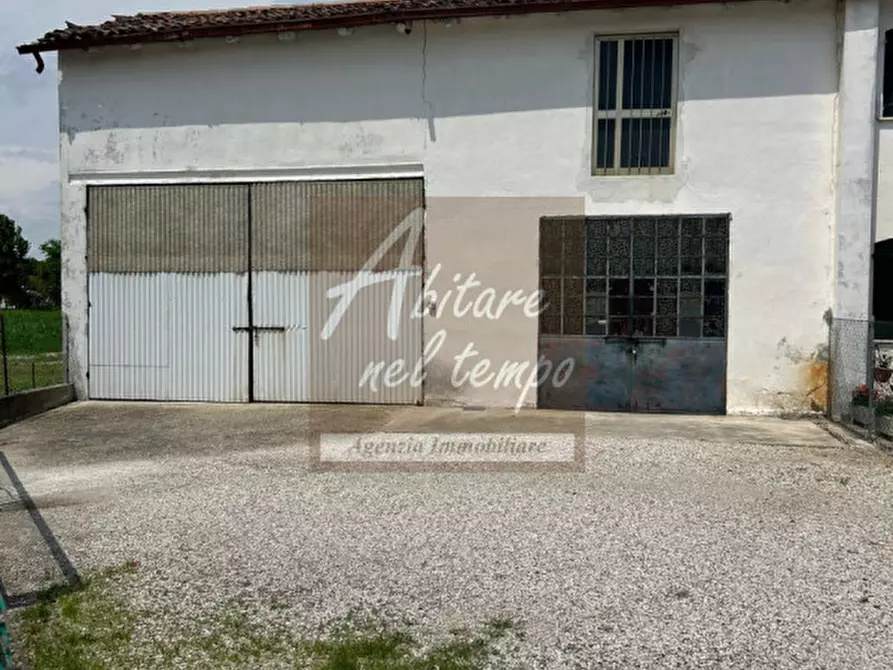 Immagine 9 di Rustico / casale in vendita  in Via Brenta a Campo San Martino