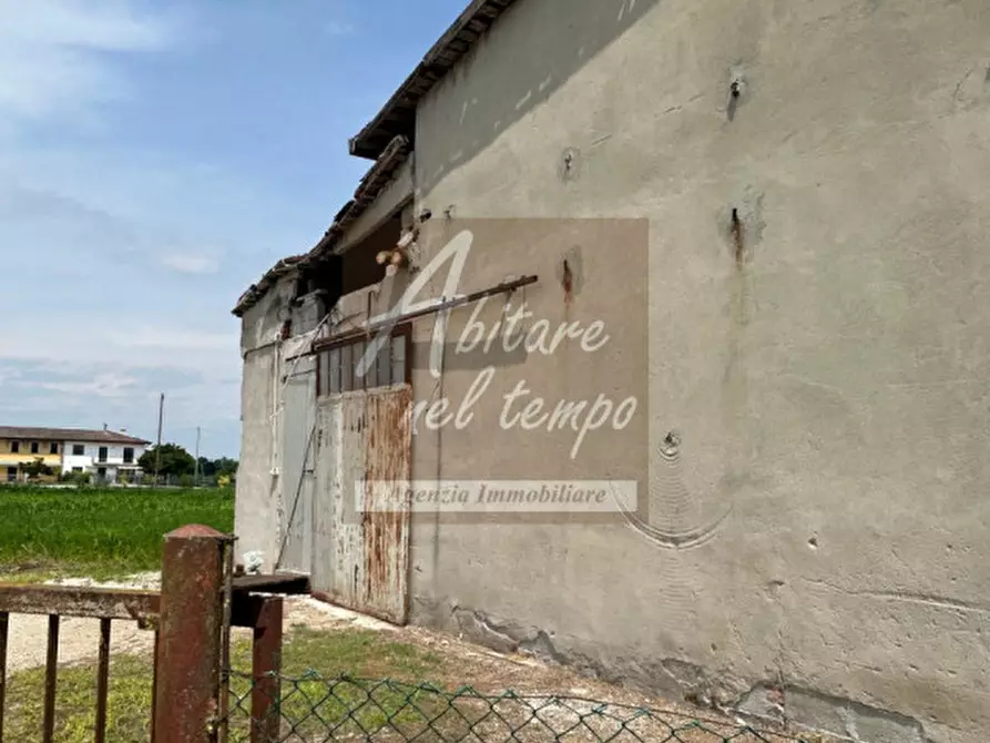 Immagine 13 di Rustico / casale in vendita  in Via Brenta a Campo San Martino