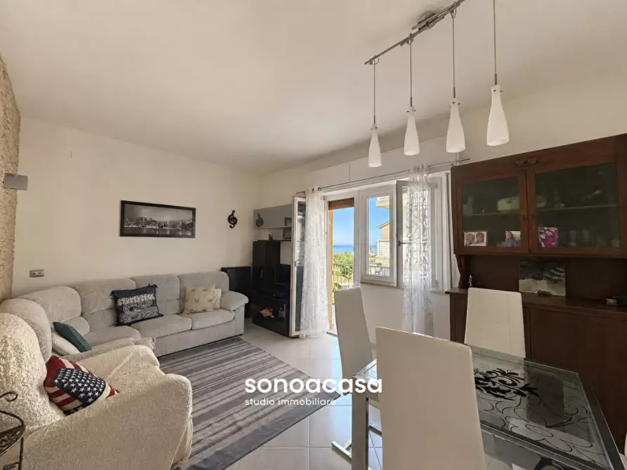 Immagine 2 di Appartamento in vendita  in Via Buonincontri, 12 a Fano