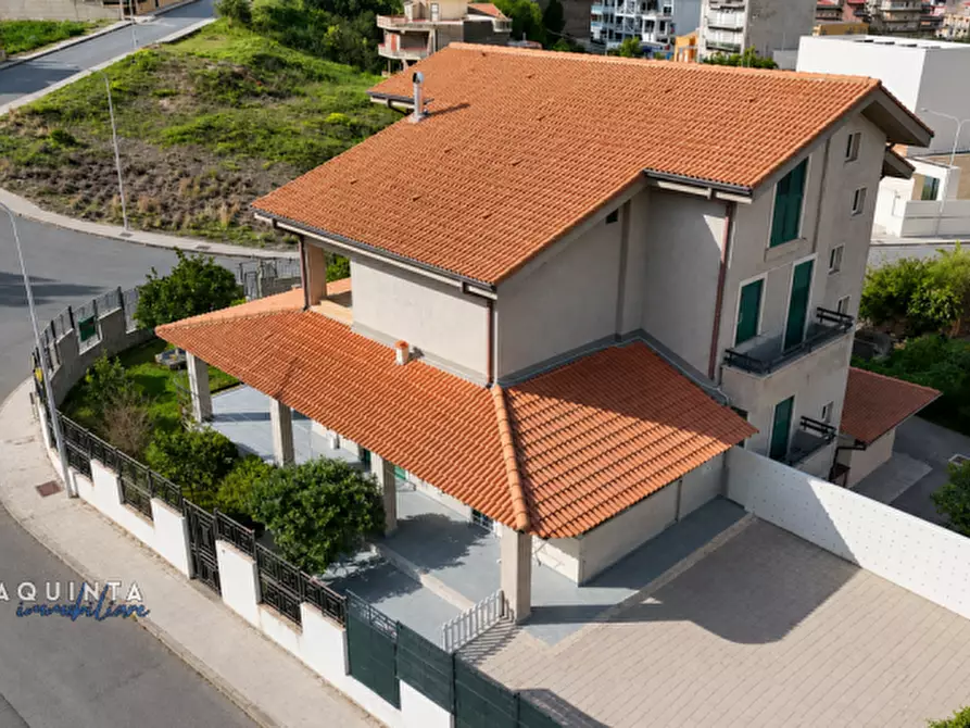 Immagine 14 di Casa indipendente in vendita  in Via Pio La Torre n. 1 a Palagonia